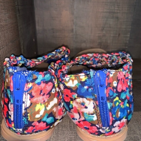 SHI‎  by JOURNEYS Toe Sandals size 9.5-10(?) - Picture 4 of 8